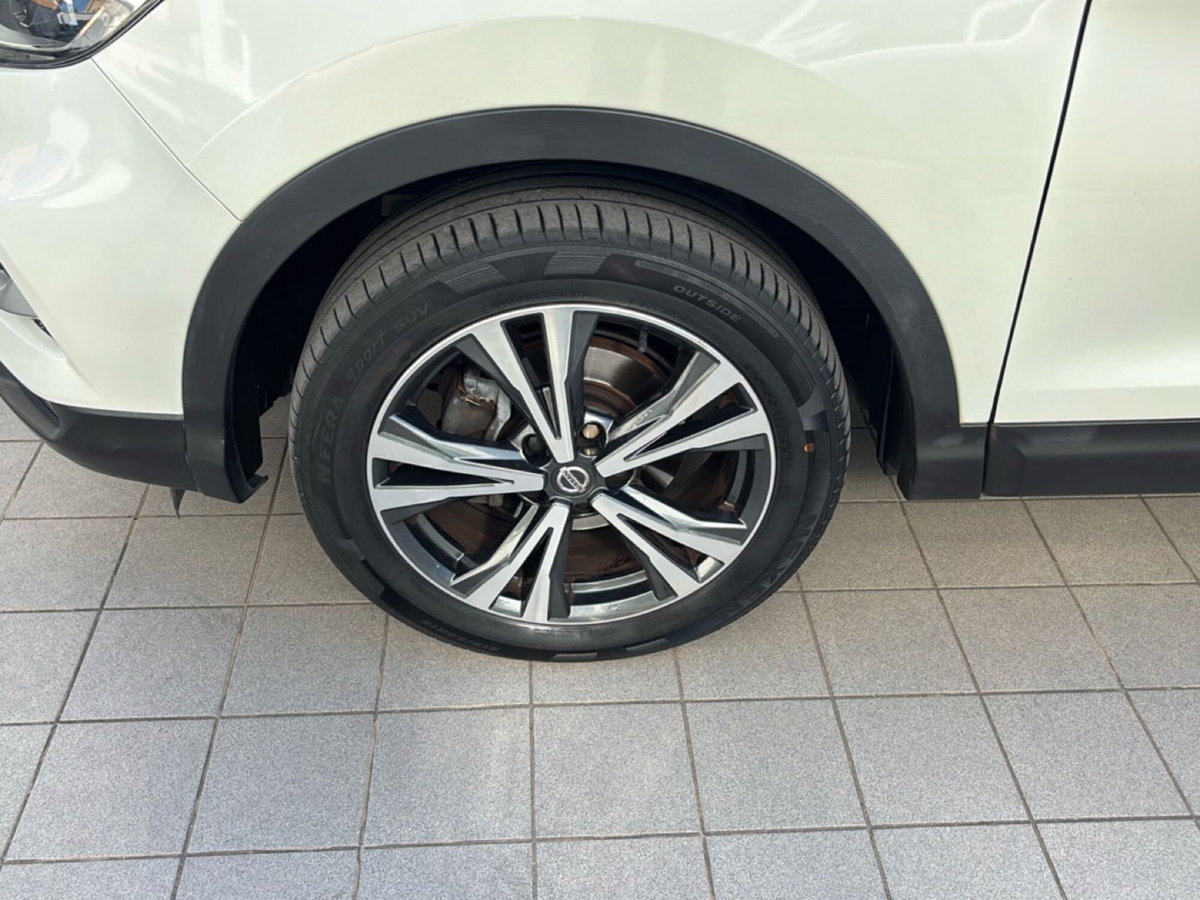 Nissan Qashqai 1.5 dCi 115 CV N-Connecta (7)