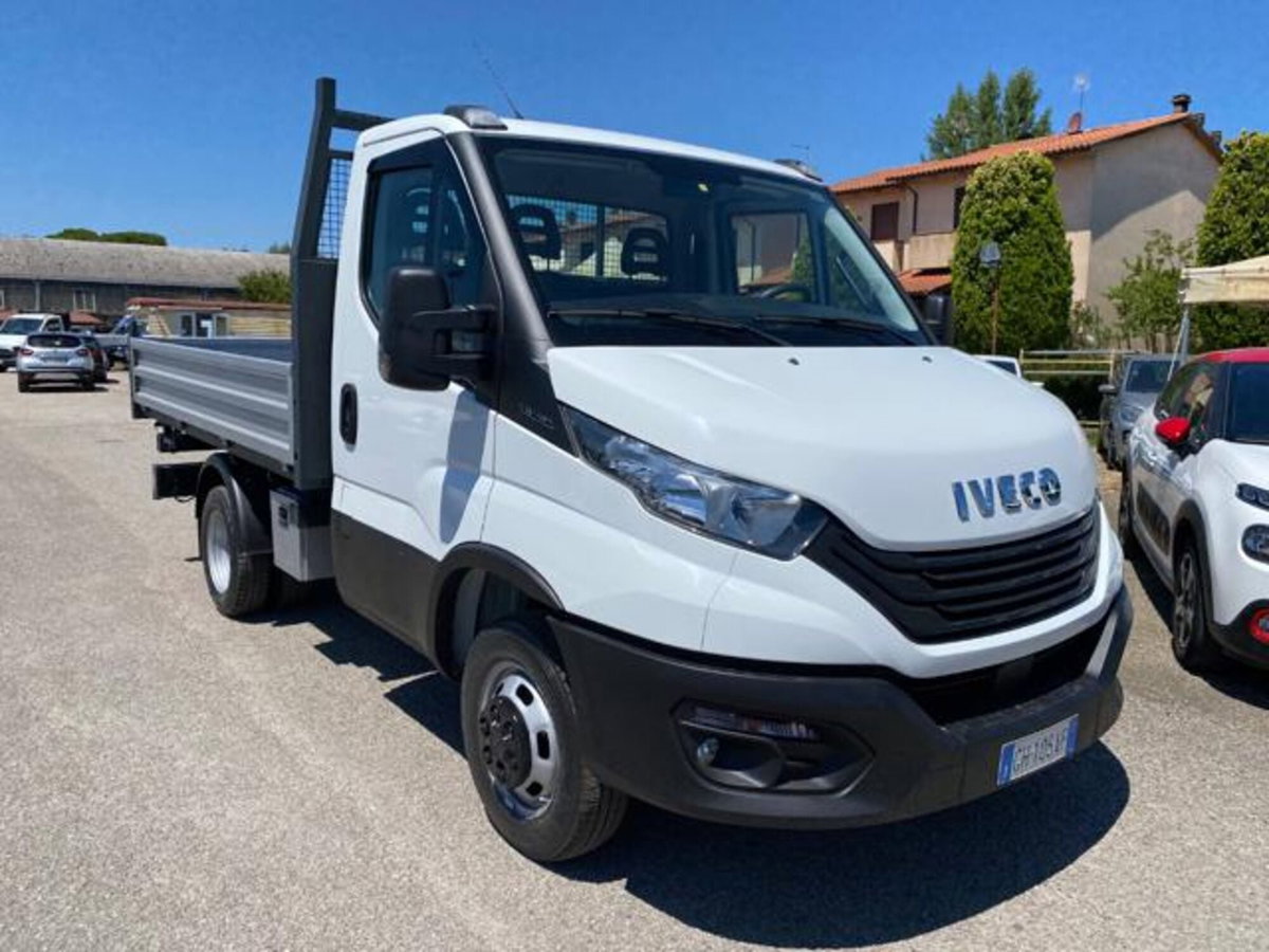 Iveco Daily Telaio 35S14 2.3 HPT PLM Cabinato (2)