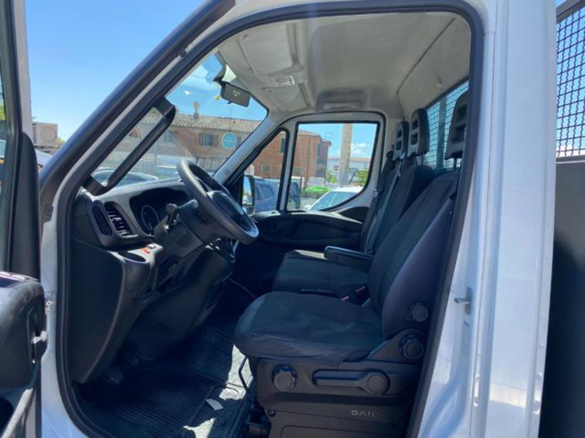 Iveco Daily Telaio 35S14 2.3 HPT PLM Cabinato (5)