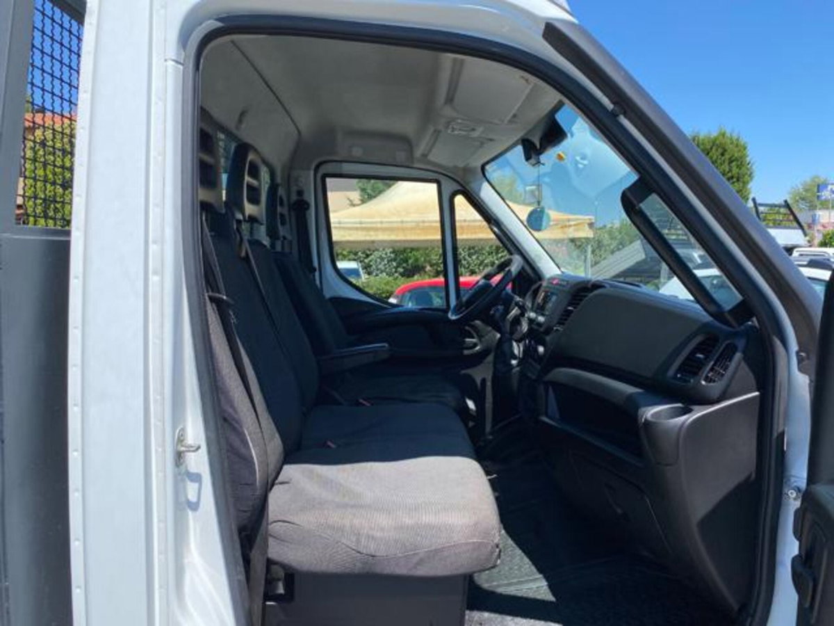 Iveco Daily Telaio 35S14 2.3 HPT PLM Cabinato (7)