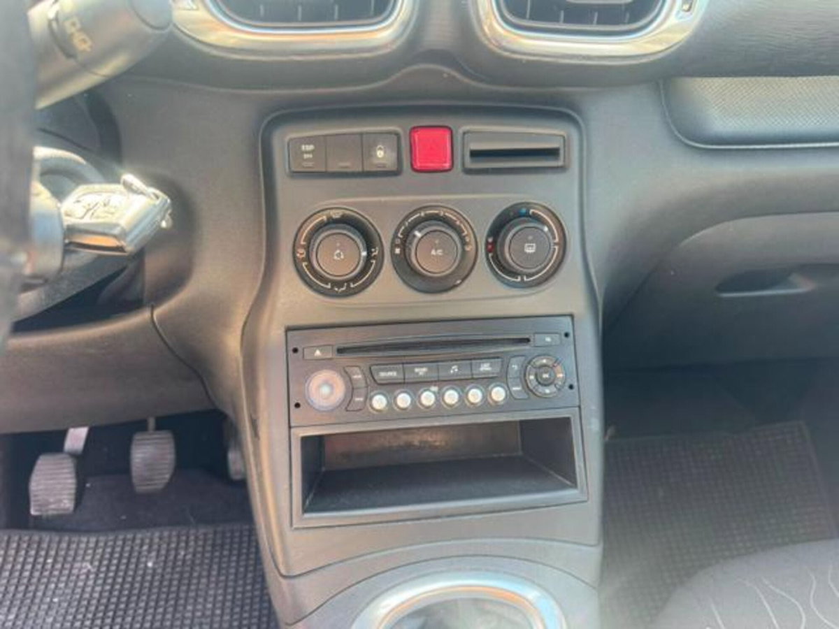 Citroen C3 Picasso 1.4 VTi 95 GPL airdream Seduction (14)