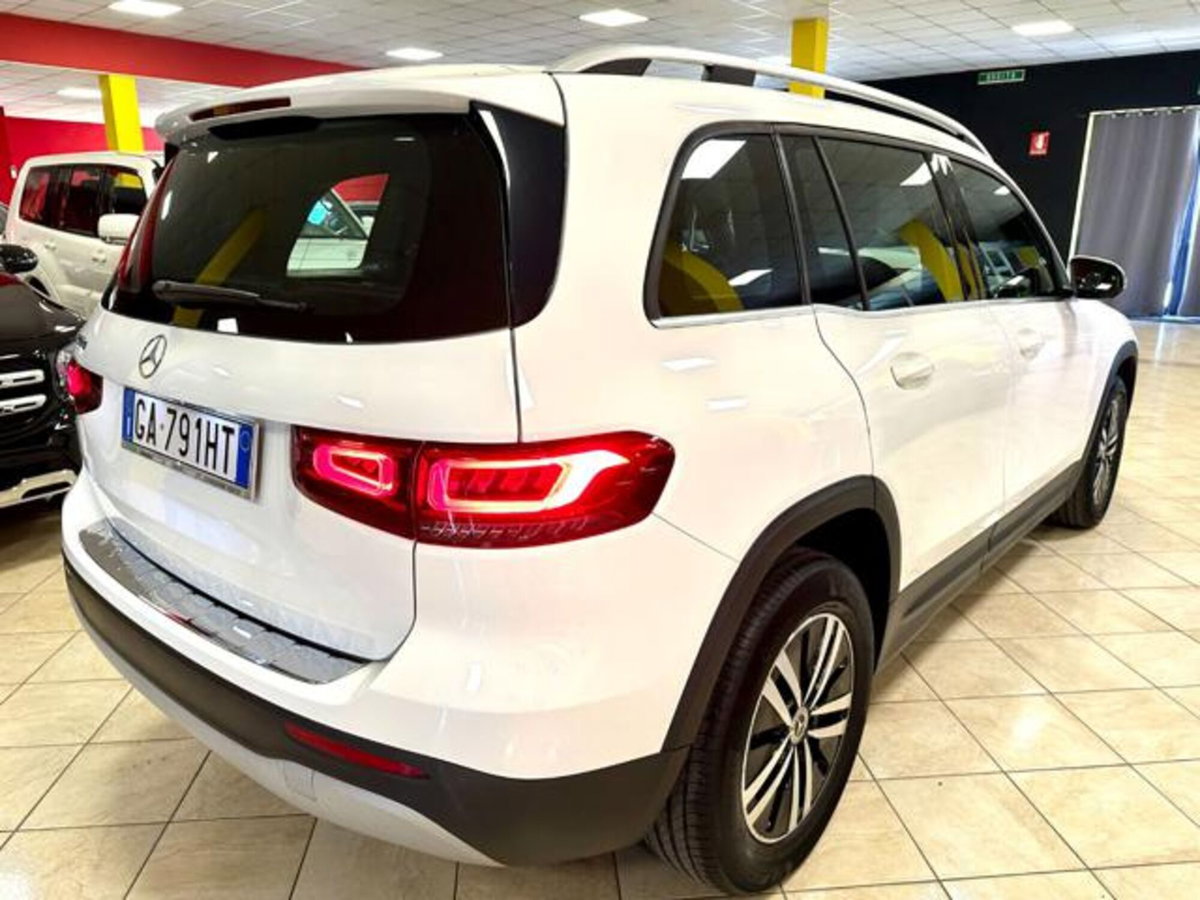 Mercedes-Benz GLB 200 d Automatic Executive (8)