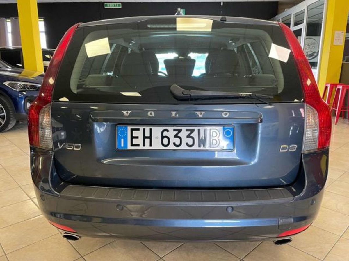 Volvo V50 D3 Geartronic POLAR (3)