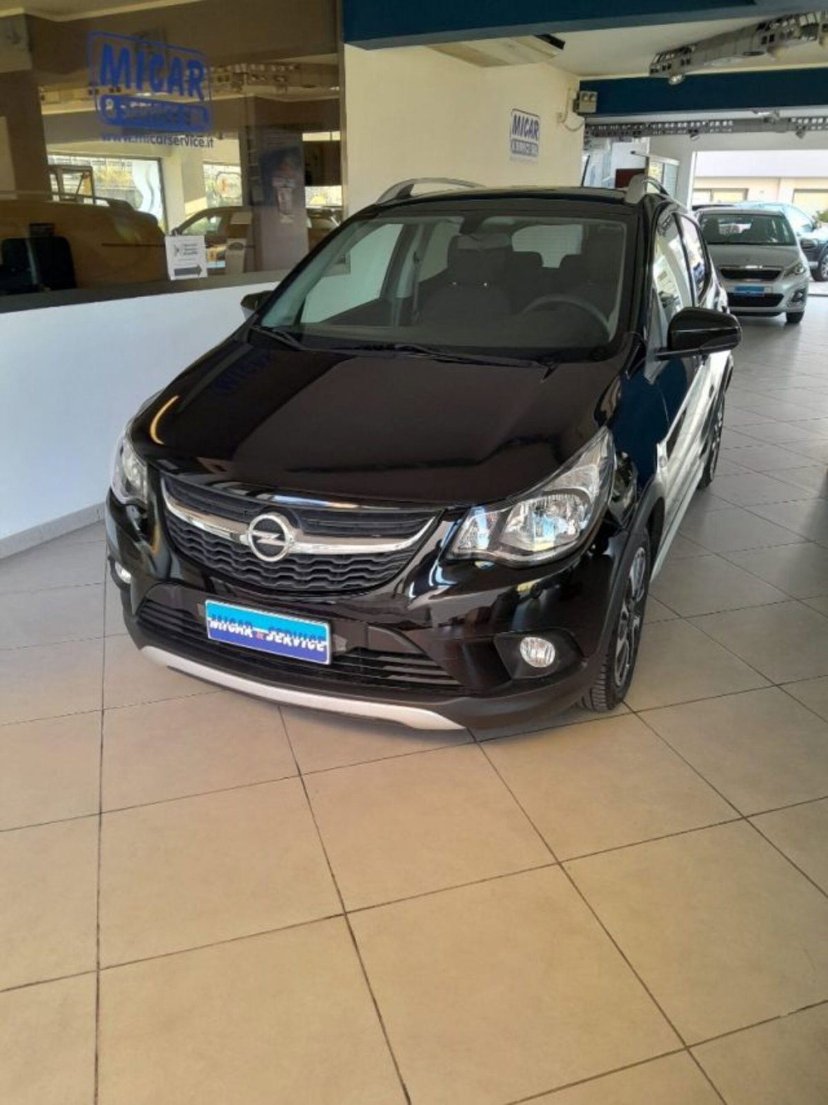 Opel Karl Rocks 1.0 73 CV (2)