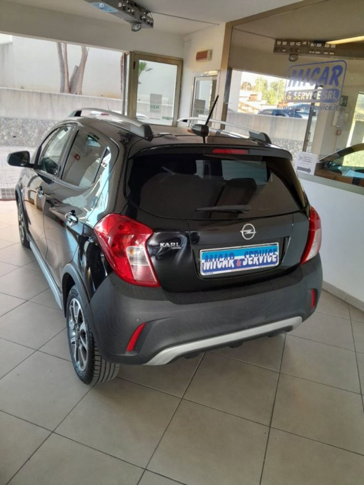 Opel Karl Rocks 1.0 73 CV (7)