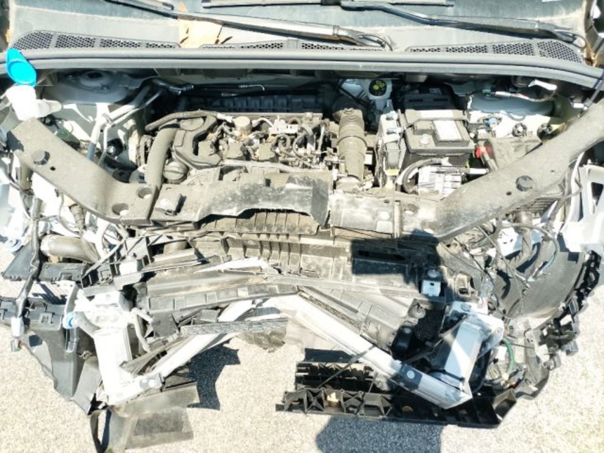 Toyota Proace City City 1.2 110 CV S&S PC 4p. Ground (11)