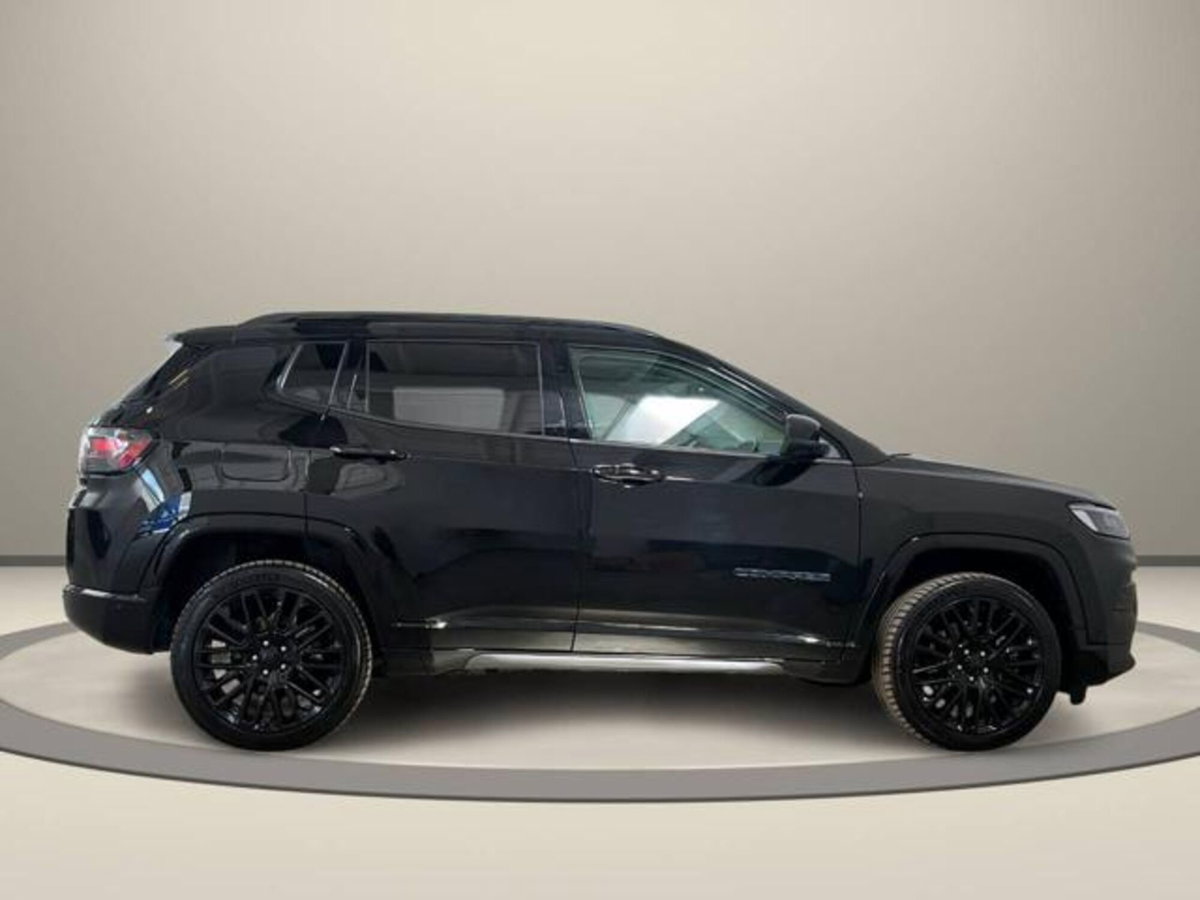 Jeep Compass 1.3 turbo t4 phev Trailhawk 4xe auto (4)