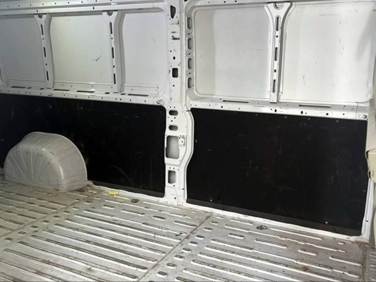 Peugeot Boxer Furgone 335 2.2 BlueHDi 140 S&S PLM-TM Furgone (8)