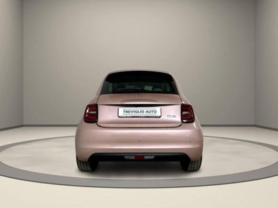 Fiat 500e La Prima Berlina 42 kWh (6)
