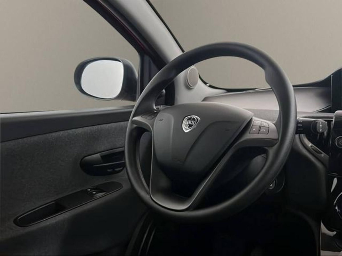 Lancia Ypsilon 1.0 FireFly 5 porte S&S Hybrid Ecochic Silver (20)