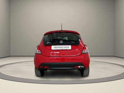 Lancia Ypsilon 1.0 FireFly 5 porte S&S Hybrid Ecochic Silver (6)