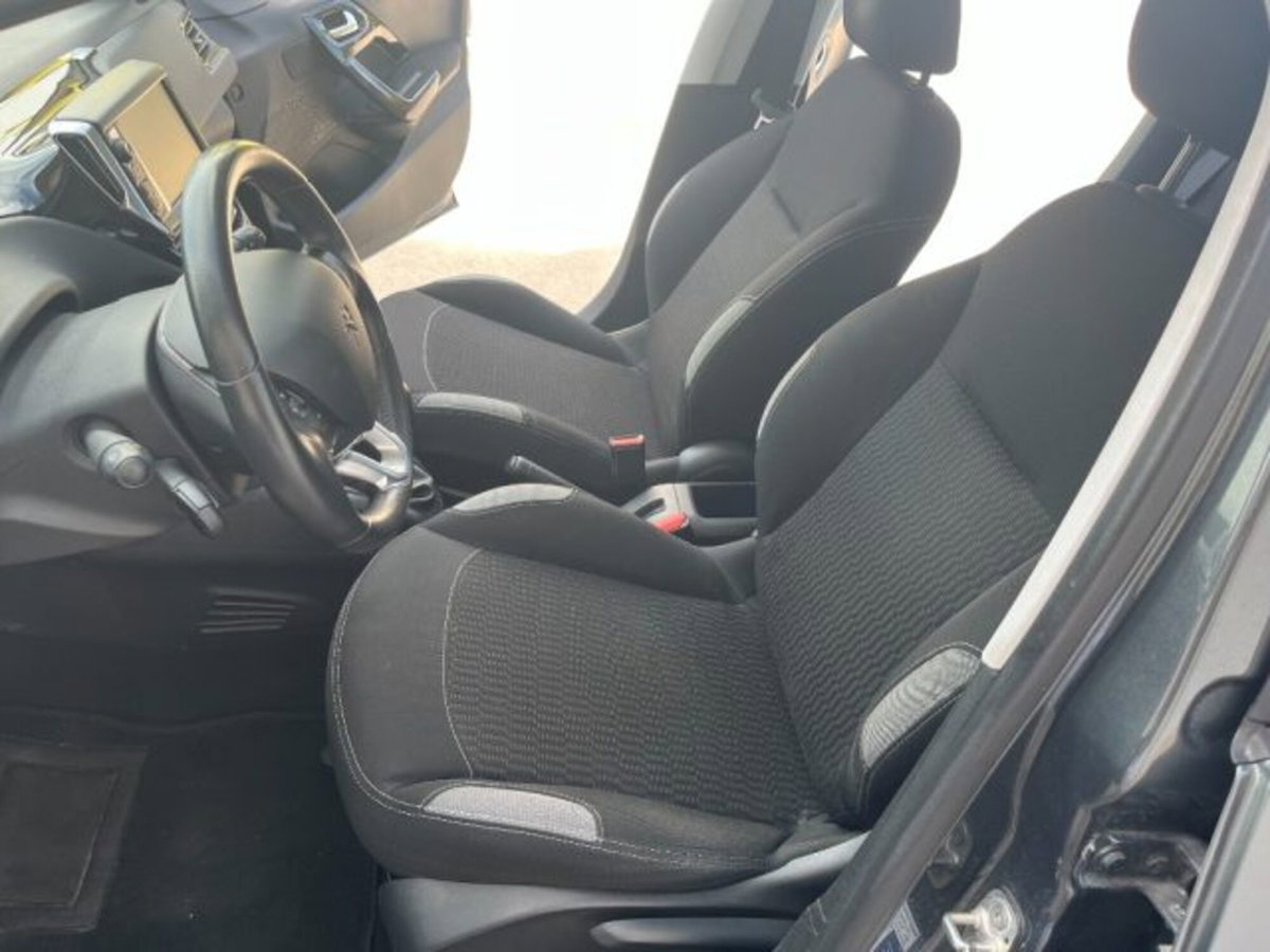 Peugeot 208 75 5 porte Allure (12)