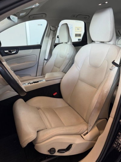 Volvo XC60 B4 (d) AWD Geartronic Inscription N1 (12)