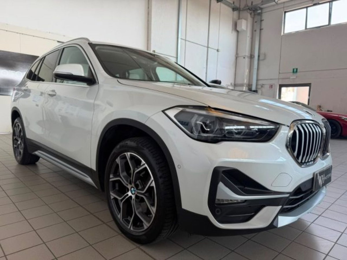 BMW X1 xDrive18d xLine Plus (3)