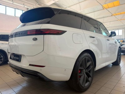 Land Rover Range Rover Sport 3.0D l6 249 CV HSE Dynamic Stealth (6)