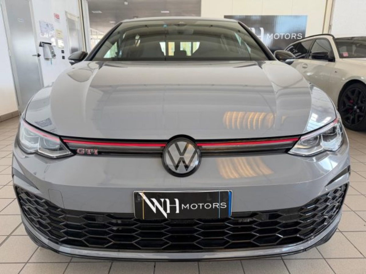 Volkswagen Golf 2.0 tsi GTI MT Ultimate 245cv (17)