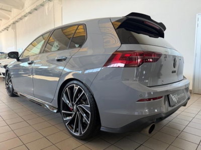 Volkswagen Golf 2.0 tsi GTI MT Ultimate 245cv (4)