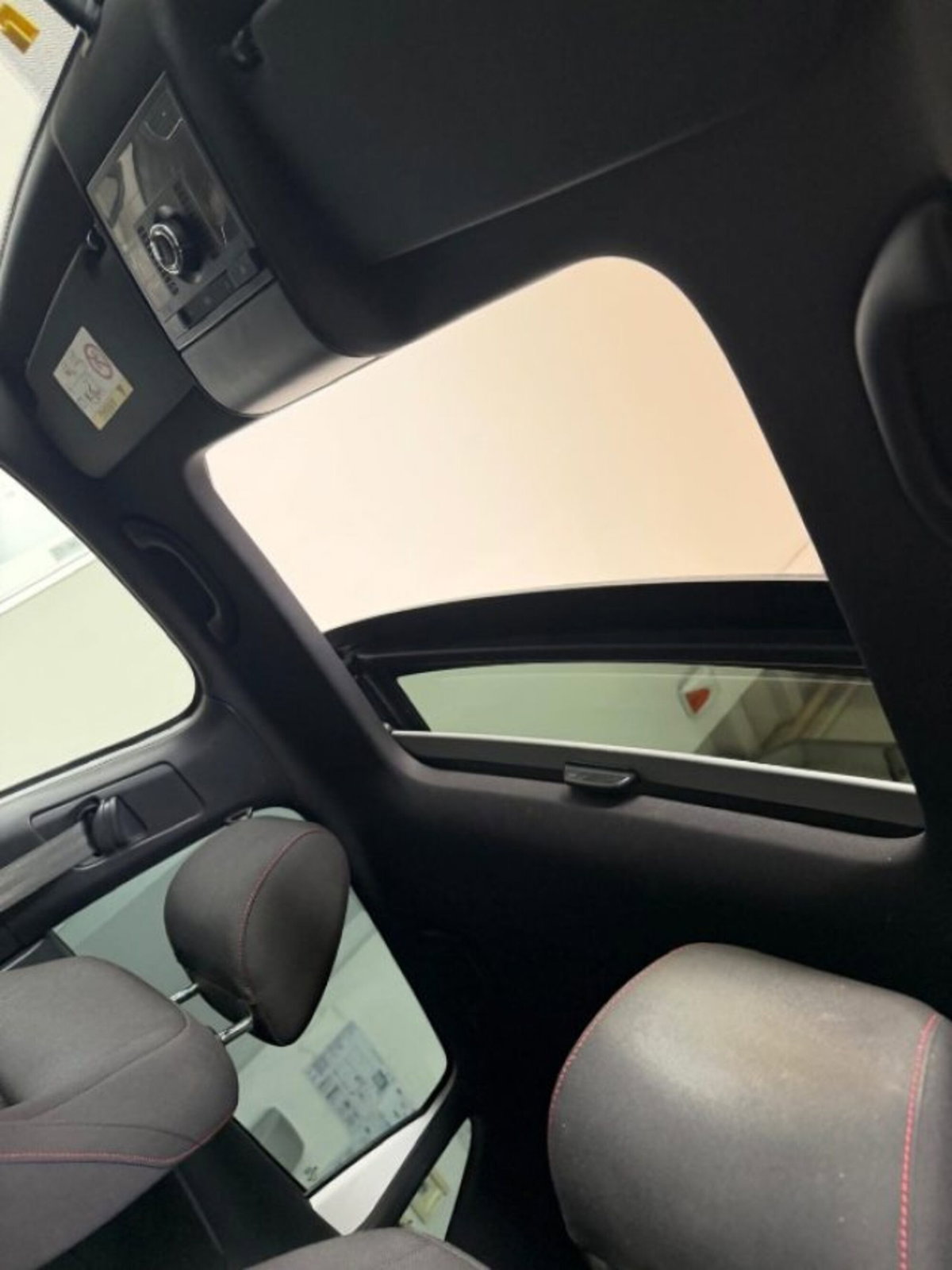 Volkswagen Polo GTI 1.8 3p. DSG BlueMotion Technology (15)