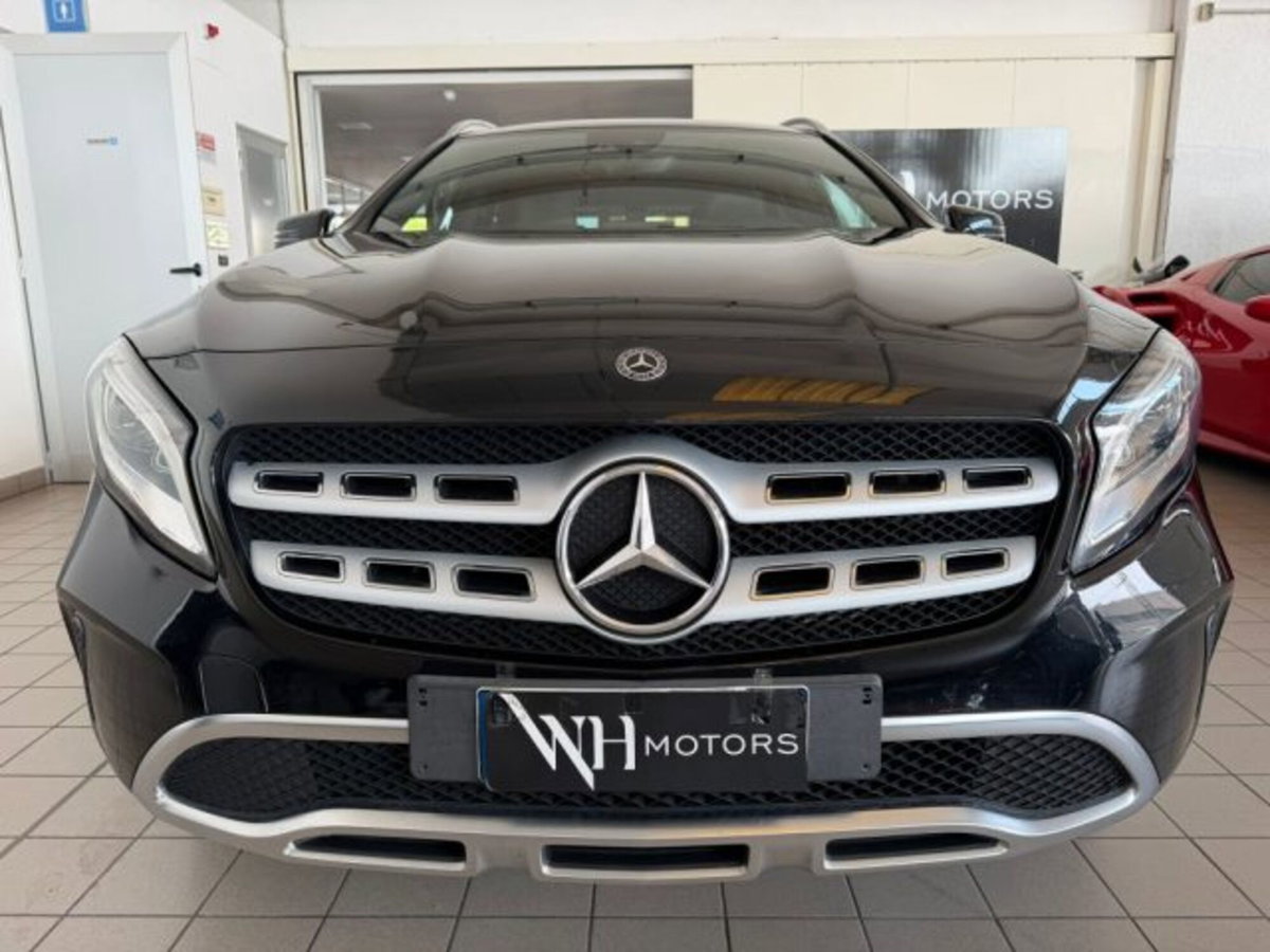 Mercedes-Benz GLA SUV 250 Automatic 4Matic Sport (2)