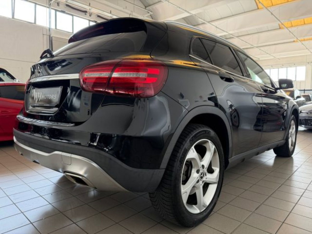Mercedes-Benz GLA SUV 250 Automatic 4Matic Sport (6)