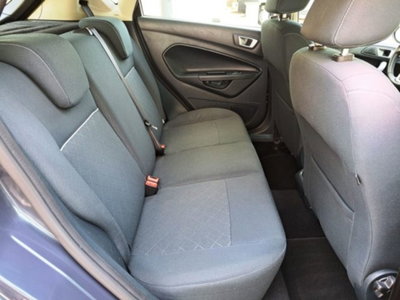 Ford Fiesta 1.2 82 CV 5 porte Titanium (10)