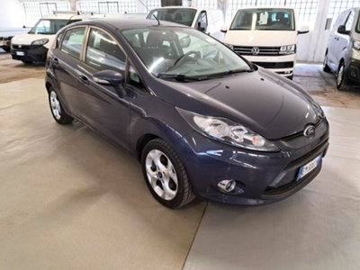 Ford Fiesta 1.2 82 CV 5 porte Titanium (18)