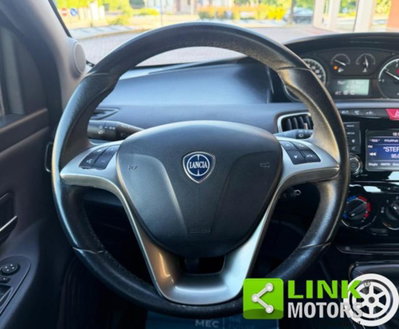 Lancia Ypsilon 1.3 MJT 16V 95 CV 5 porte S&S Gold (15)