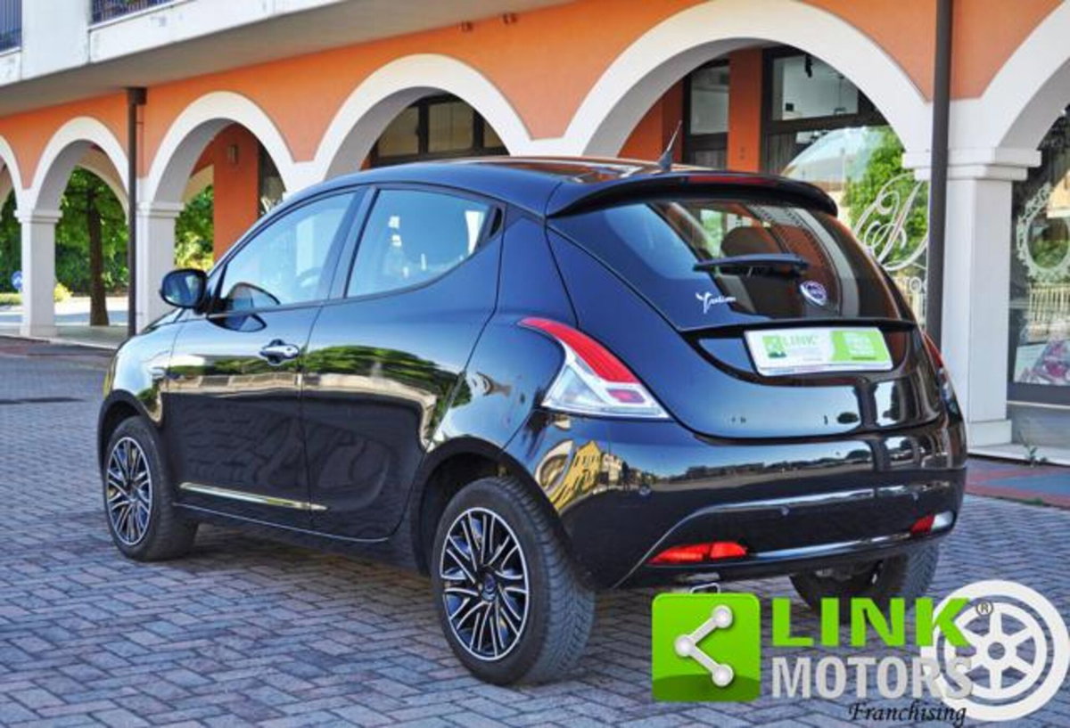 Lancia Ypsilon 1.3 MJT 16V 95 CV 5 porte S&S Gold (7)