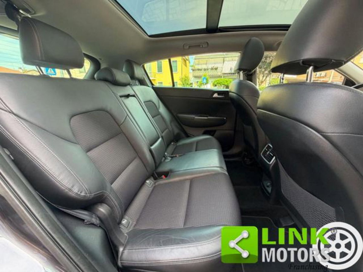 Kia Sportage 1.7 CRDI 2WD Class (17)