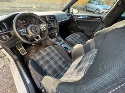 Volkswagen Golf GTD 2.0 TDI 5p. BlueMotion Technology (11)