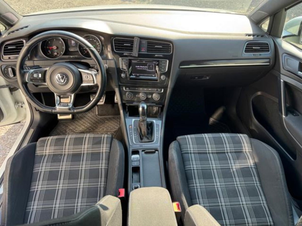 Volkswagen Golf GTD 2.0 TDI 5p. BlueMotion Technology (12)