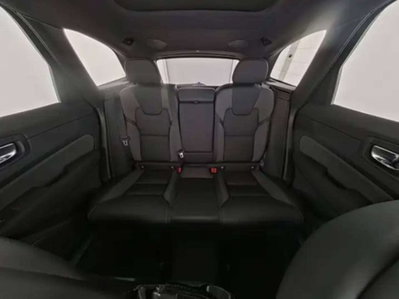 Volvo XC60 2.0 b5 mhev Ultra Black Edition awd auto (9)
