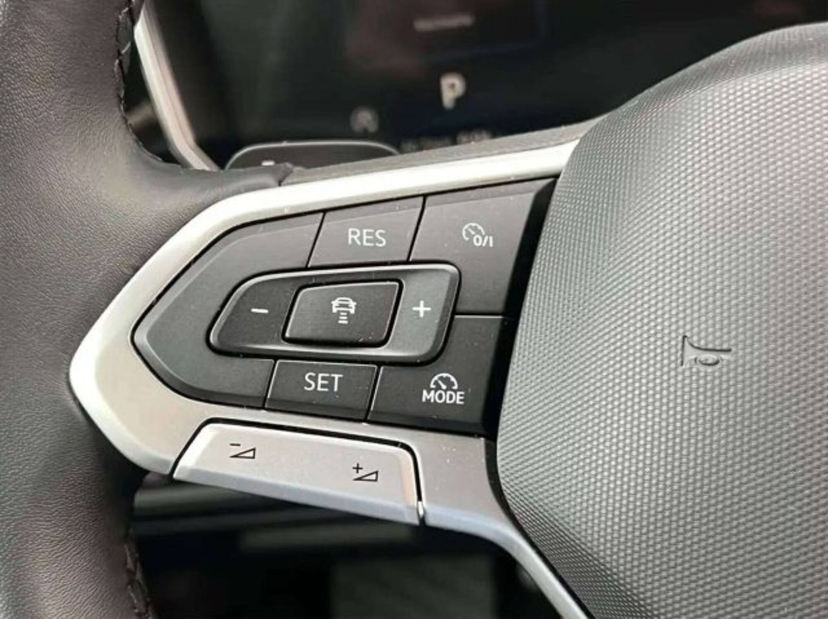 Volkswagen Touareg 3.0 V6 tdi scr Elegance 231cv auto (8)