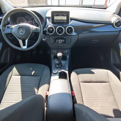Mercedes-Benz Classe B 180 CDI Executive (12)