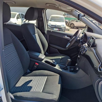 Mercedes-Benz Classe B 180 CDI Executive (13)