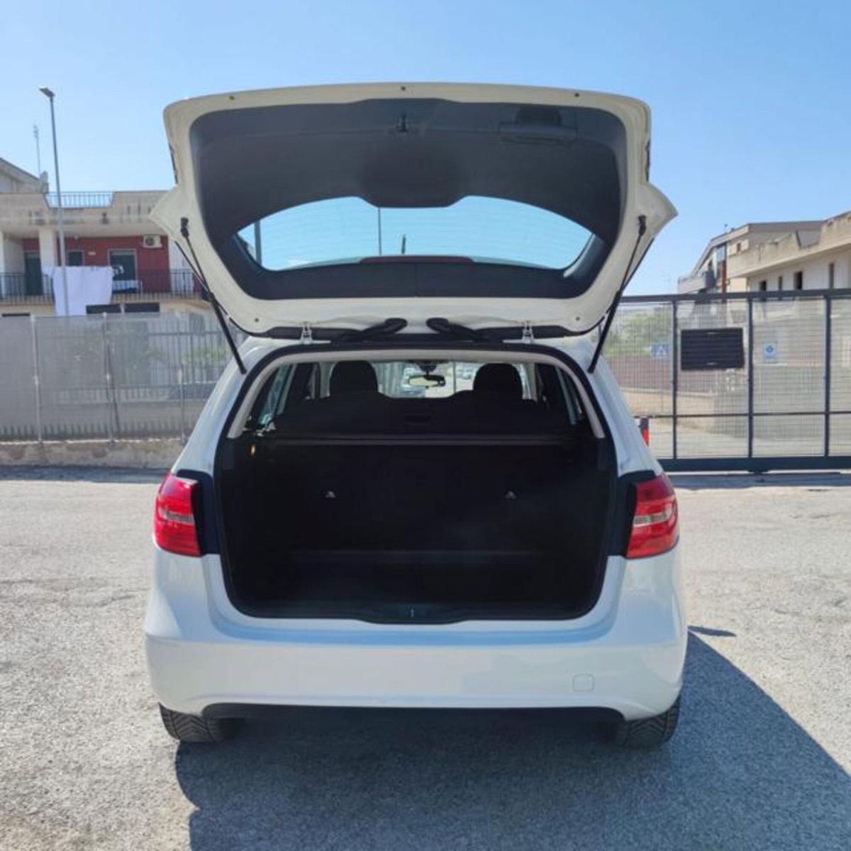 Mercedes-Benz Classe B 180 CDI Executive (17)