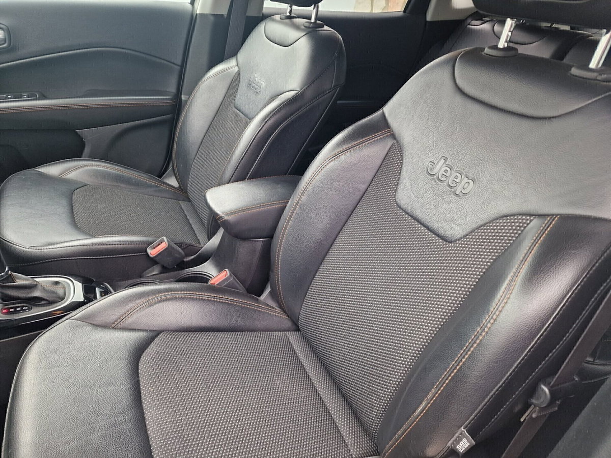 Jeep Compass 2.0 Multijet II 4WD Limited (11)