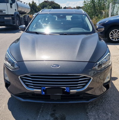 Ford Focus Station Wagon 1.5 EcoBlue 120 CV automatico SW Business (2)