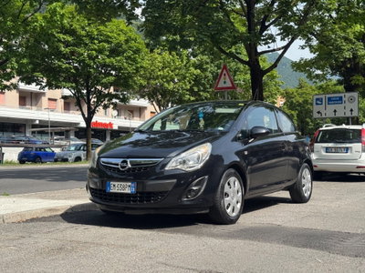 Opel Corsa 1.2 3 porte b-color usata