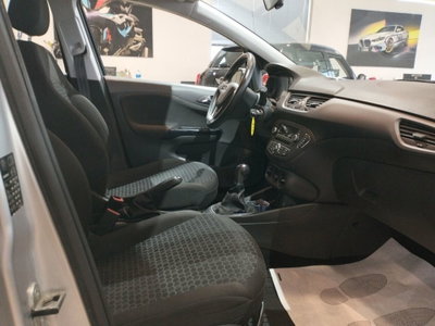 Opel Corsa 1.4 90CV GPL Tech 5 porte Cosmo (11)