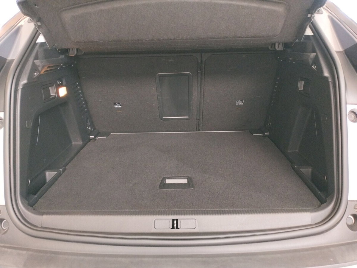 Peugeot 3008 BlueHDi 130 S&S Business (12)