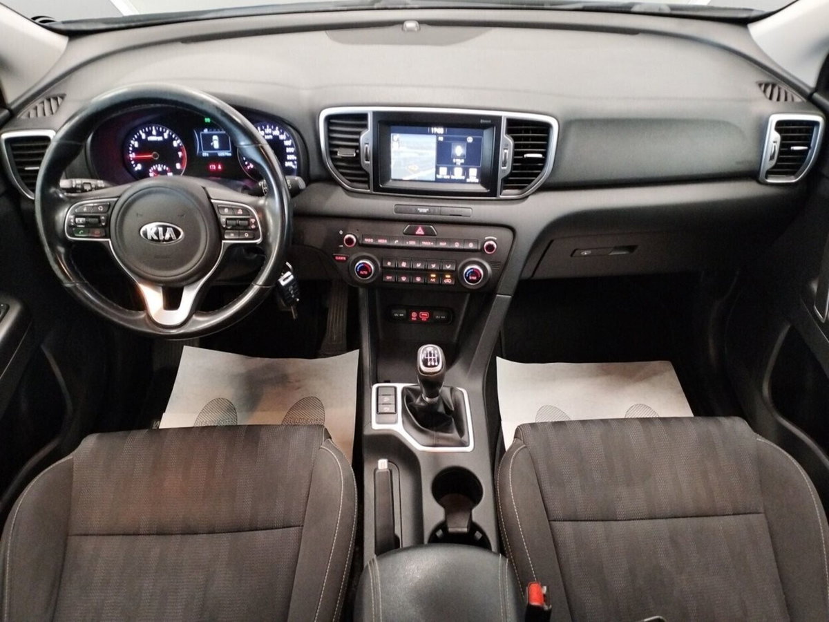 Kia Sportage 1.6 GDI 2WD Cool (8)