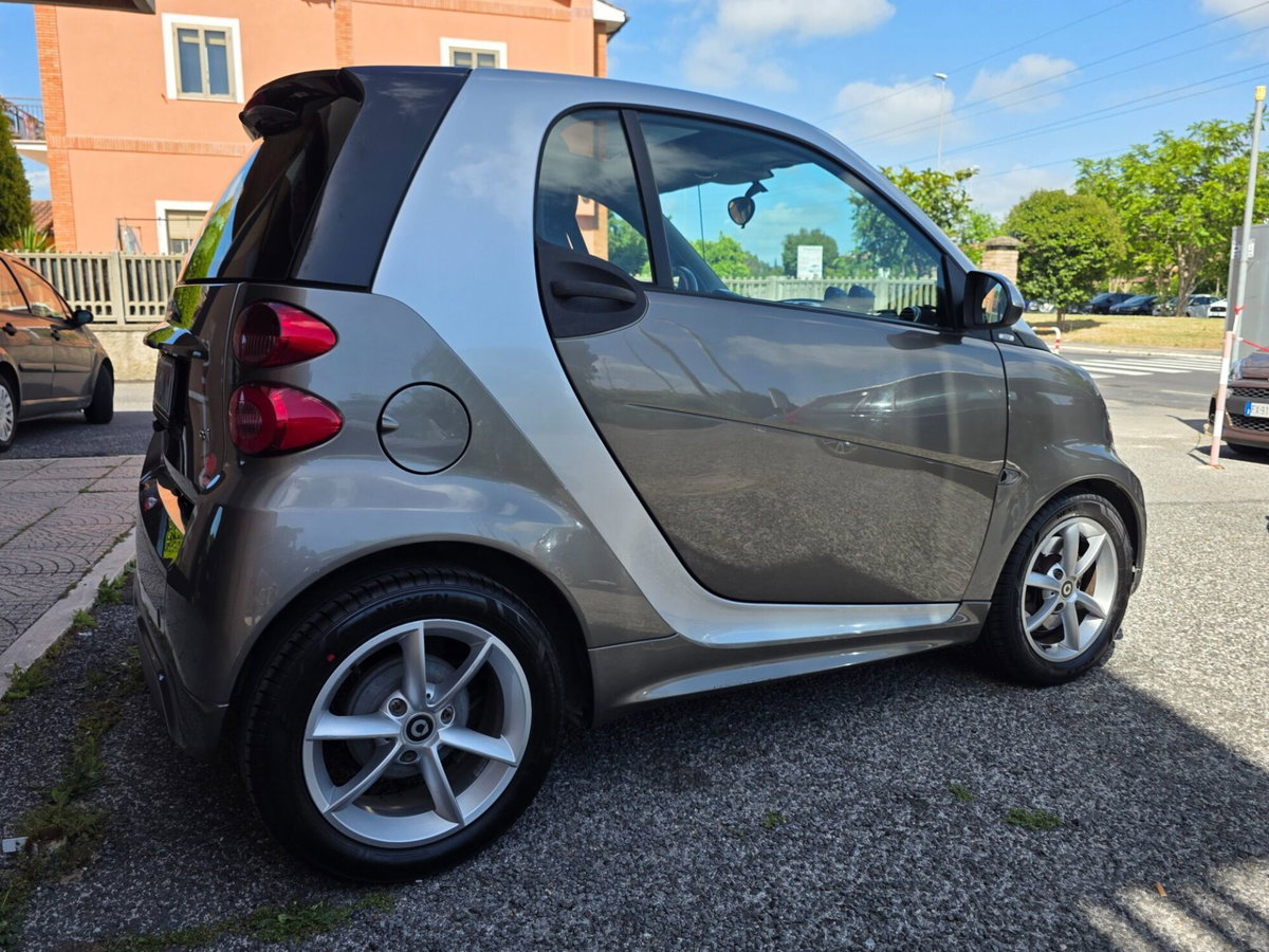 smart Fortwo 800 40 kW coupé pulse cdi (15)