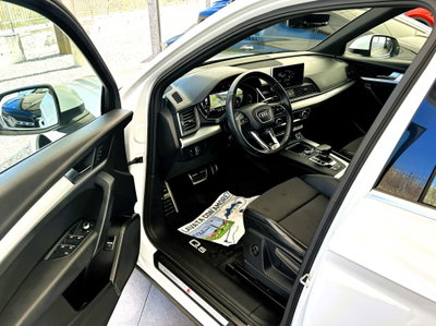 Audi Q5 40 TDI quattro S tronic S line plus (2)