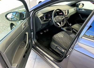 Volkswagen Taigo 1.0 TSI 110 CV DSG R-Line (2)