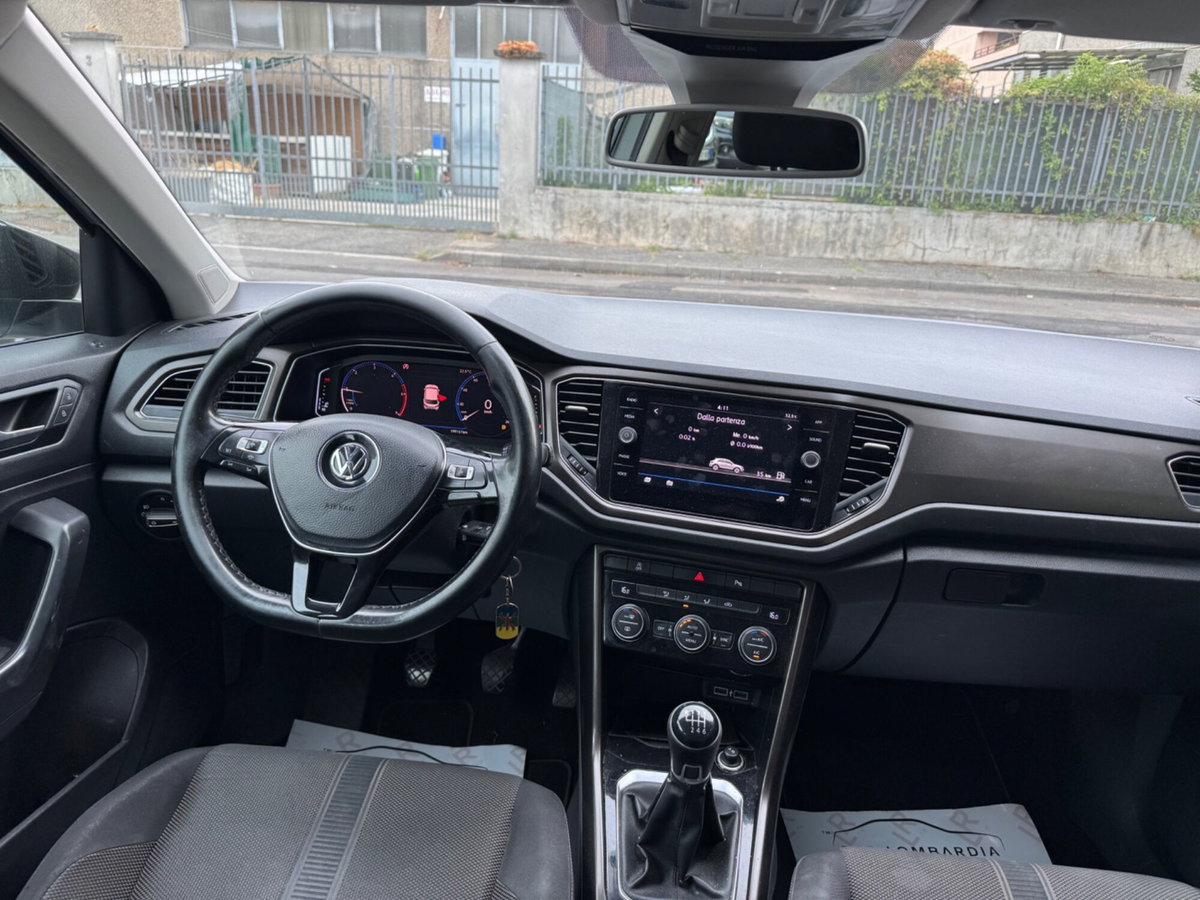 Volkswagen T-Roc 1.6 TDI SCR Advanced BlueMotion Technology (11)