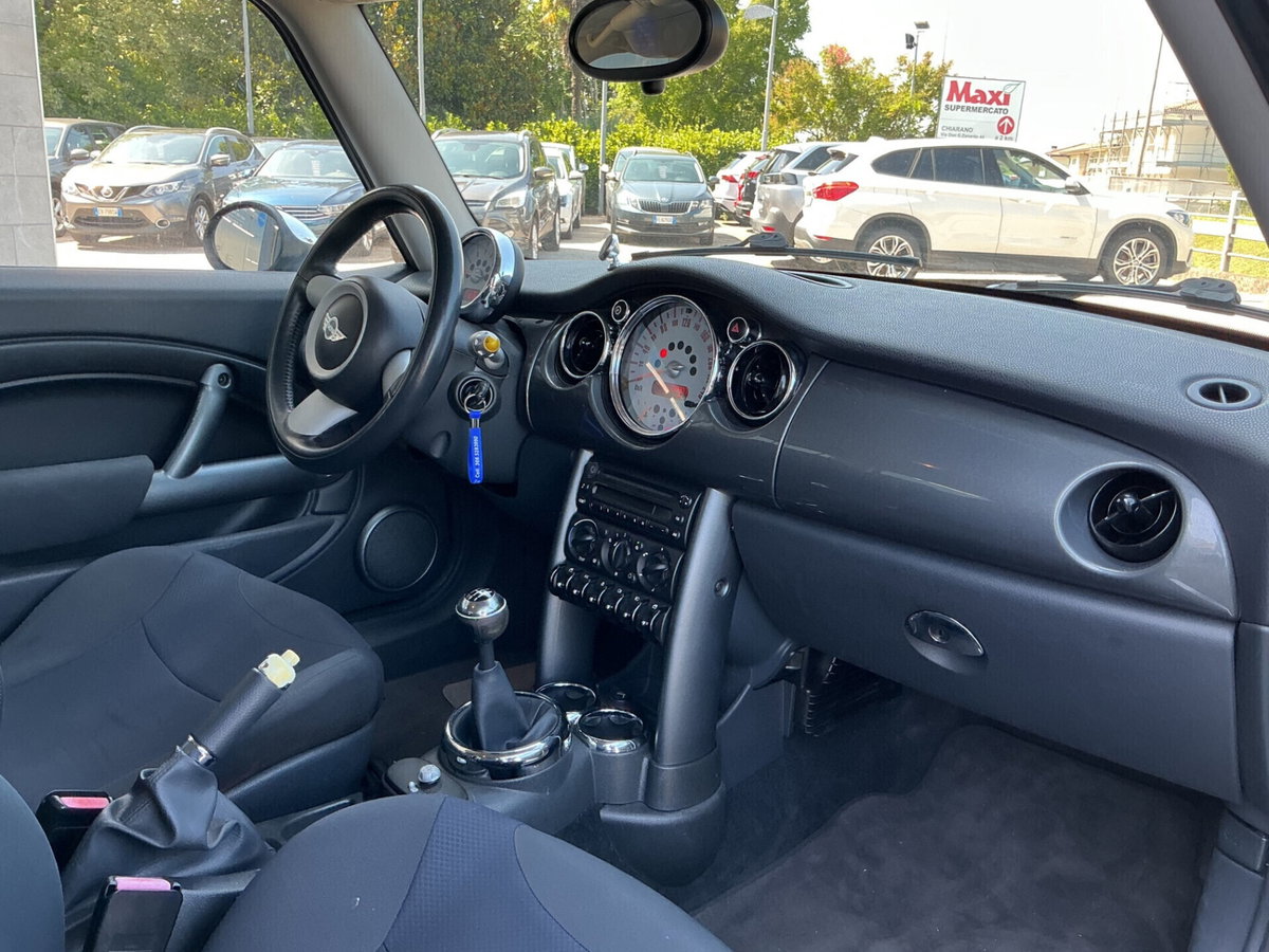 MINI Mini 1.6 16V One Park Lane (15)