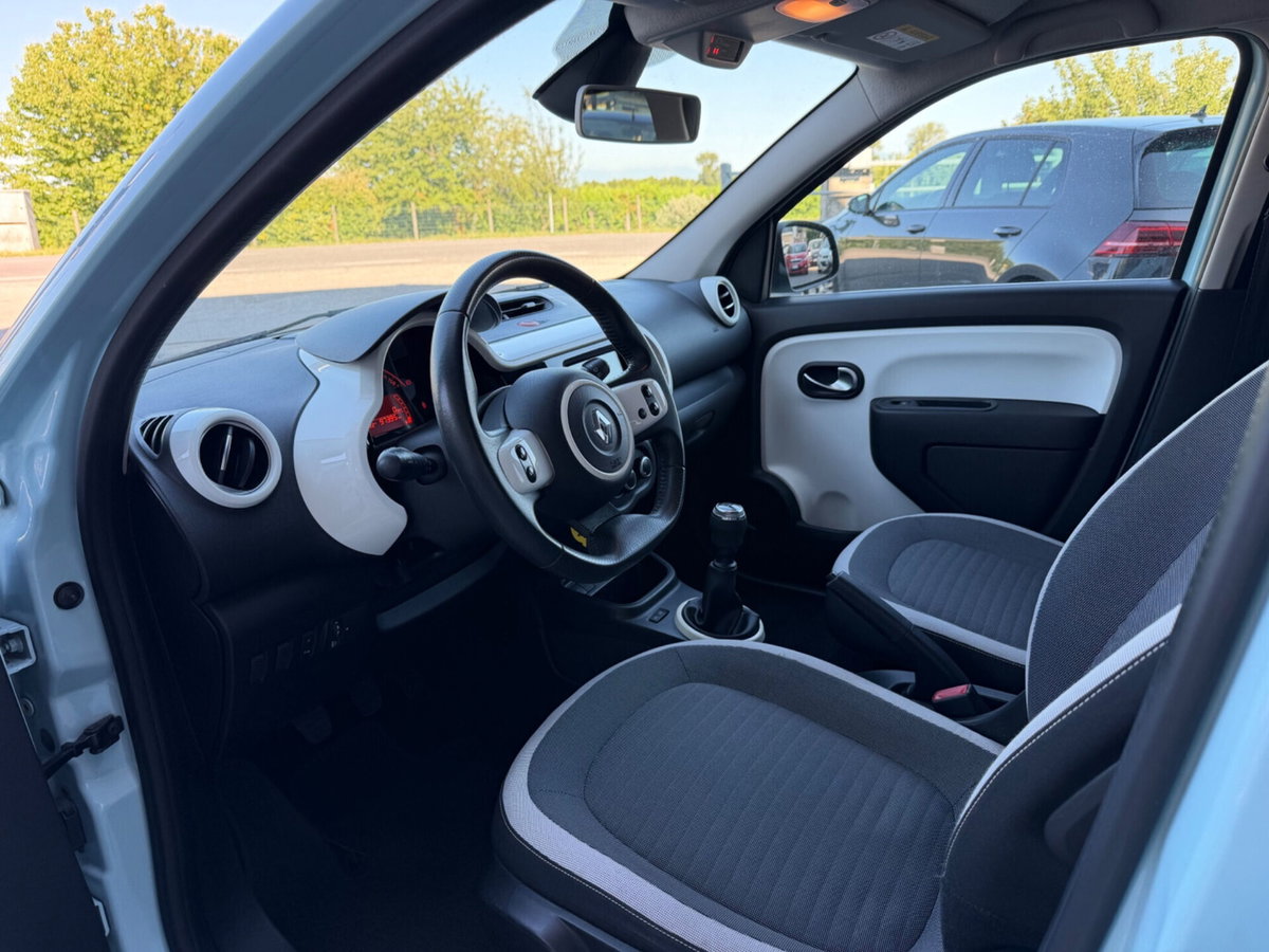 Renault Twingo SCe 65 CV Intens (11)