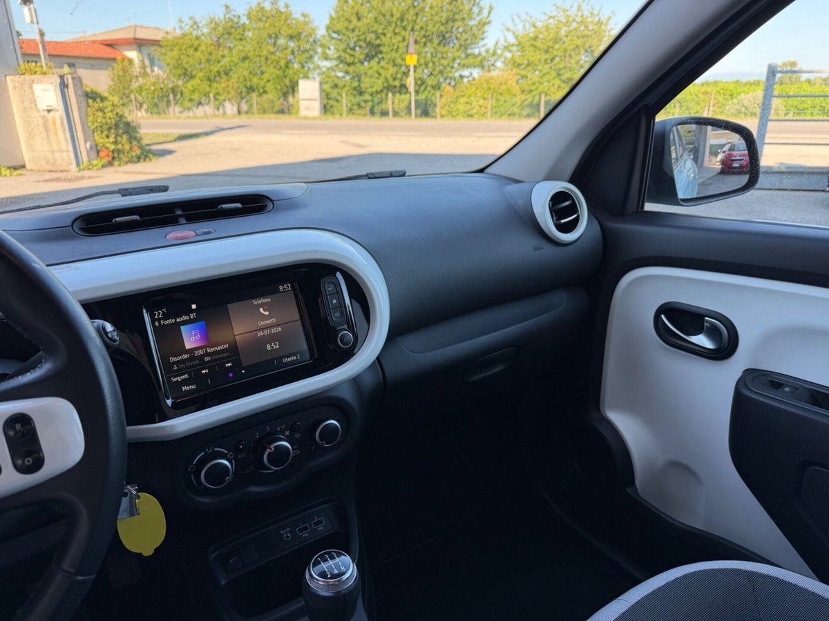 Renault Twingo SCe 65 CV Intens (17)