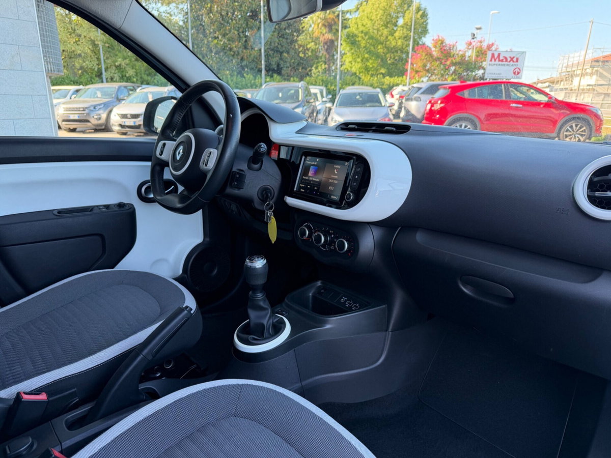 Renault Twingo SCe 65 CV Intens (19)